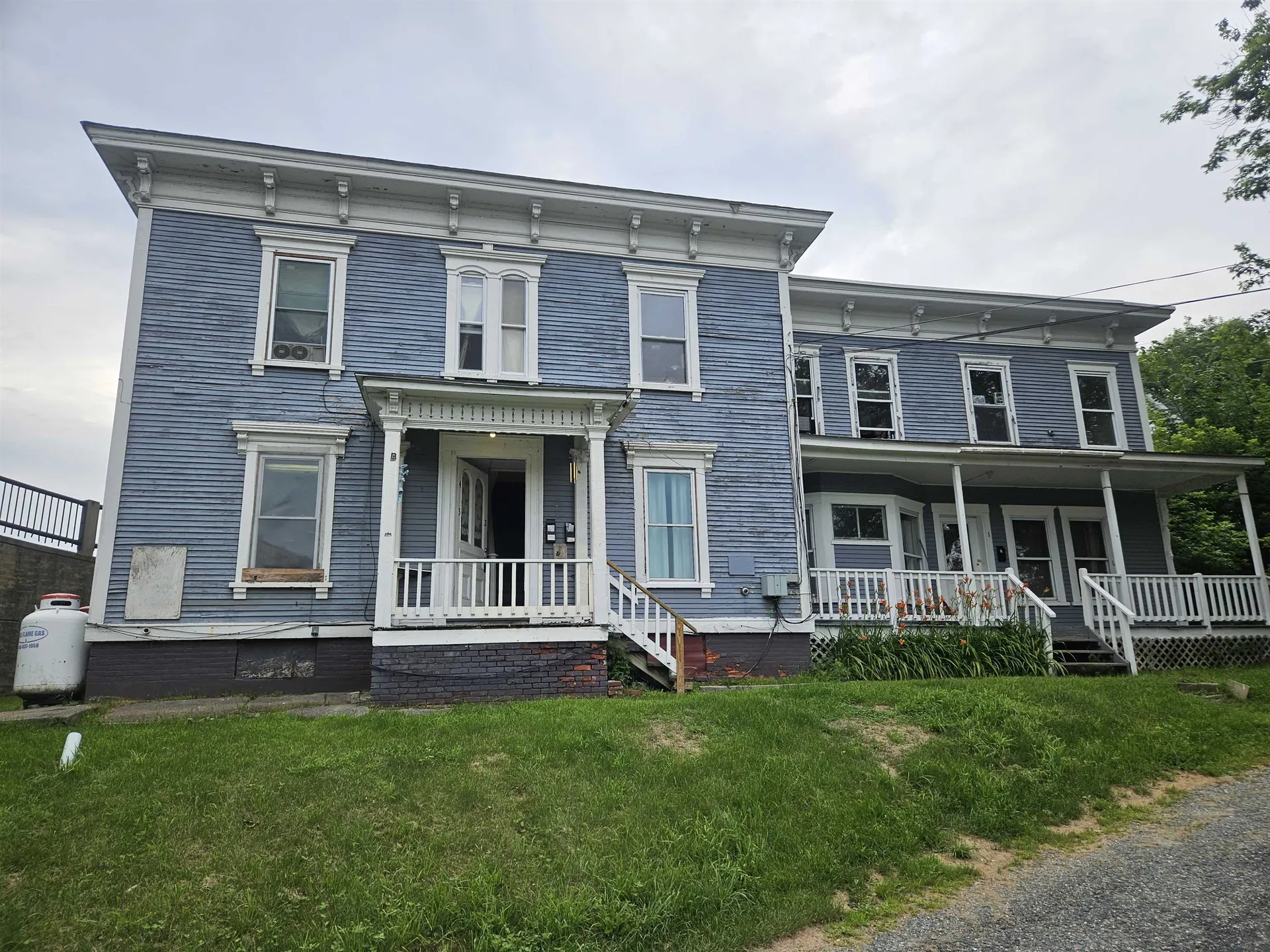 22 Washington Avenue St. Johnsbury VT 05819