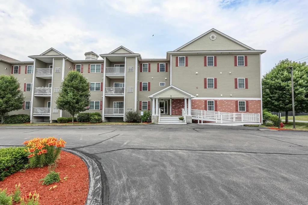 65 Fordway Extension Derry NH 03038