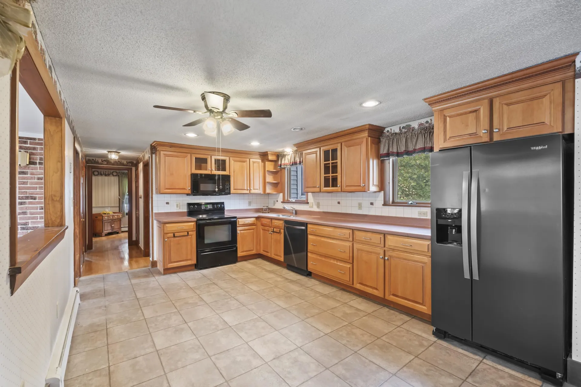 9 Elizabeth Street Rochester NH 03867
