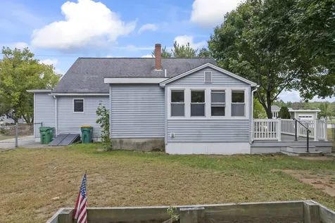 9 Elizabeth Street Rochester NH 03867