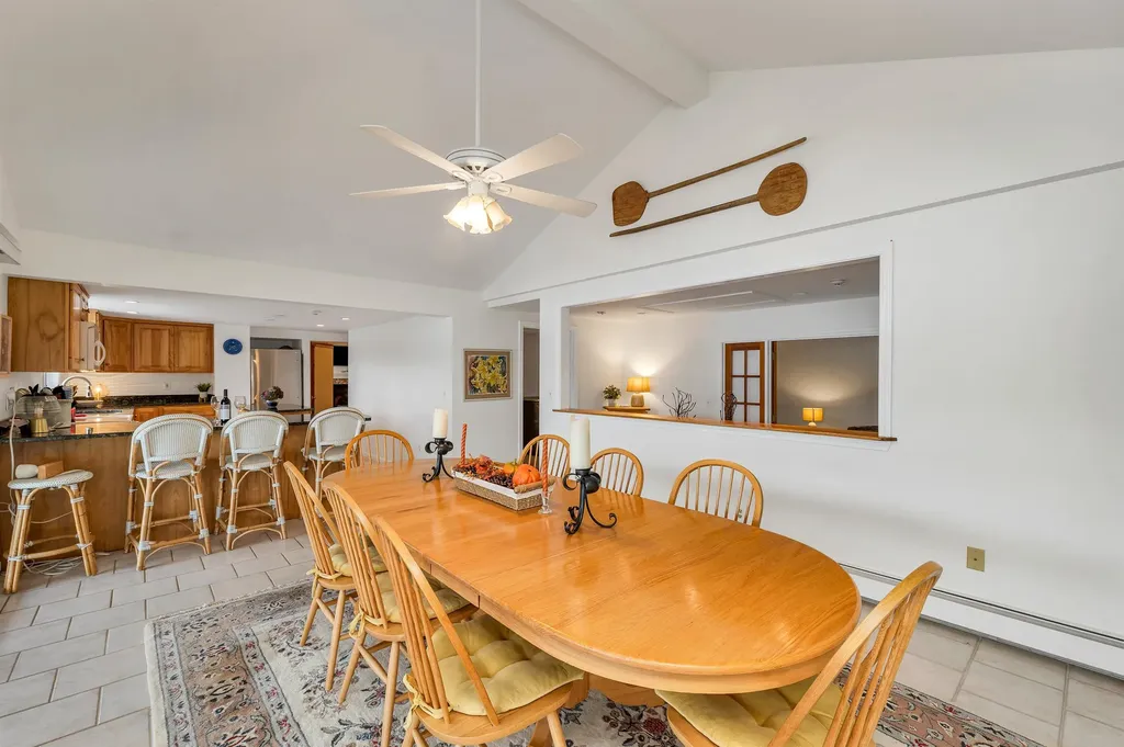 17 Wentworth Cove Road Laconia NH 03246