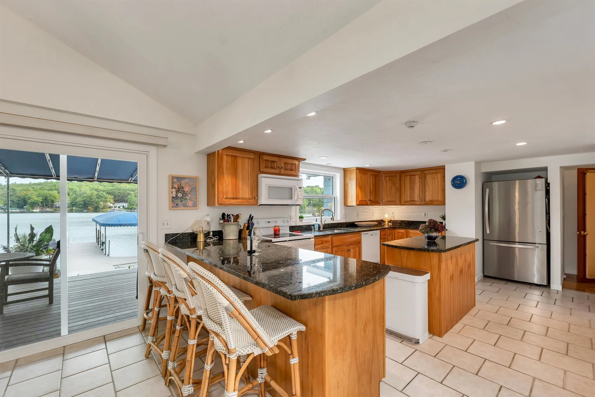 17 Wentworth Cove Road Laconia NH 03246