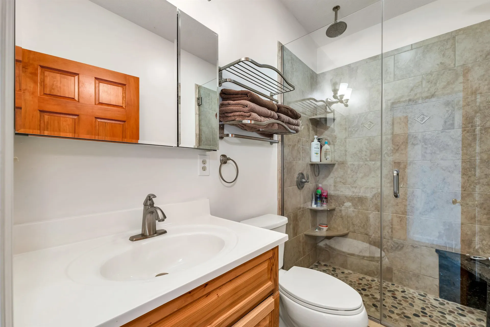 17 Wentworth Cove Road Laconia NH 03246