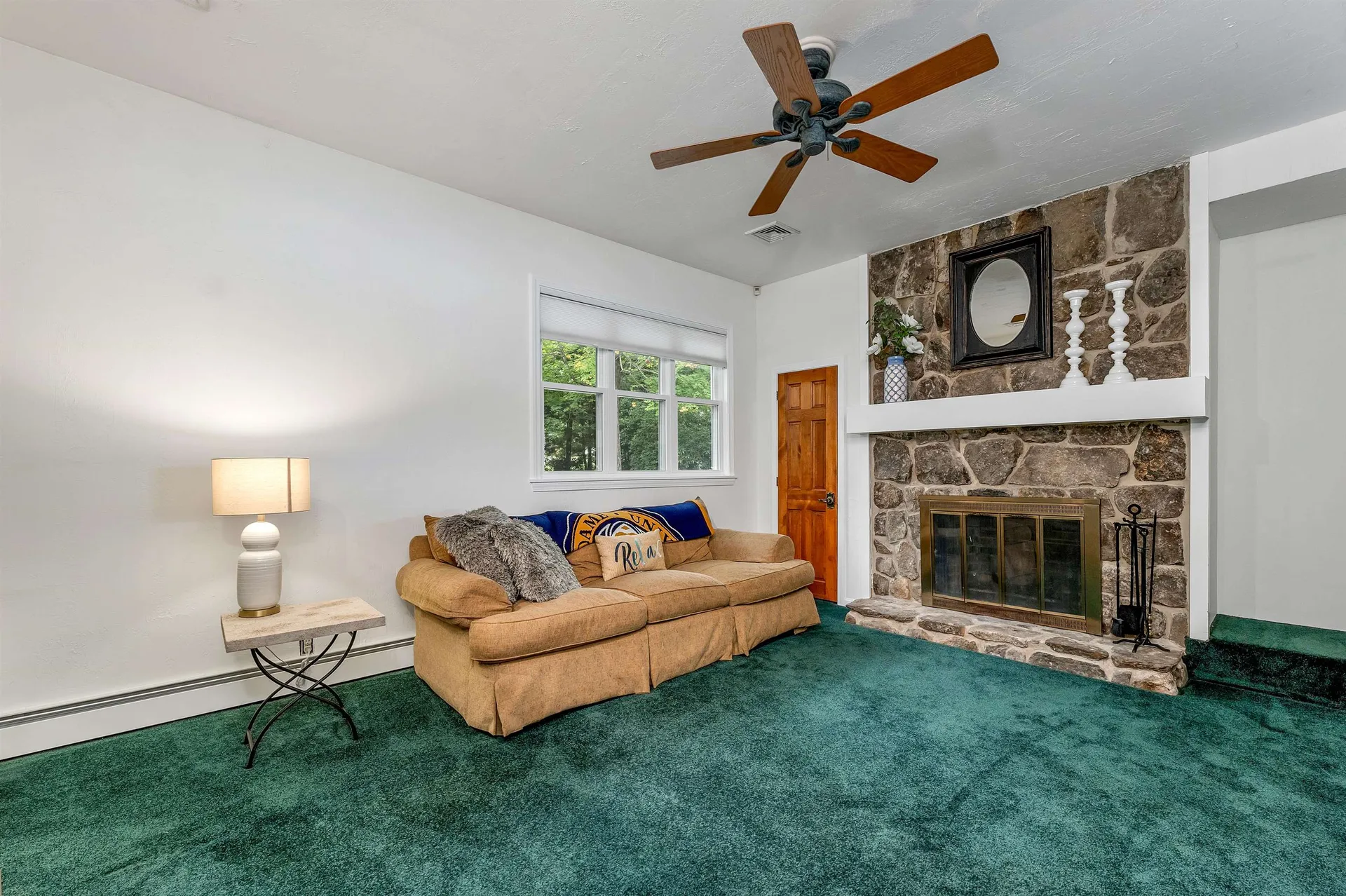 17 Wentworth Cove Road Laconia NH 03246