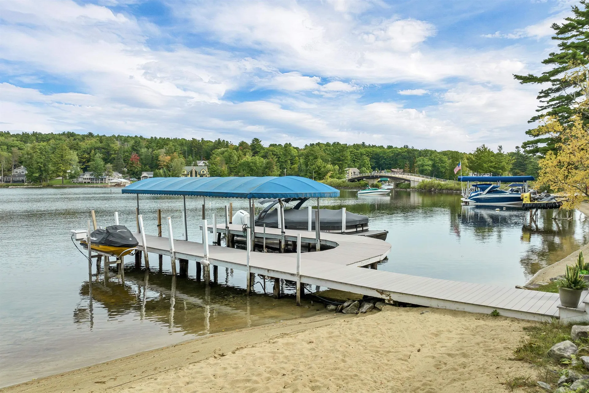 17 Wentworth Cove Road Laconia NH 03246