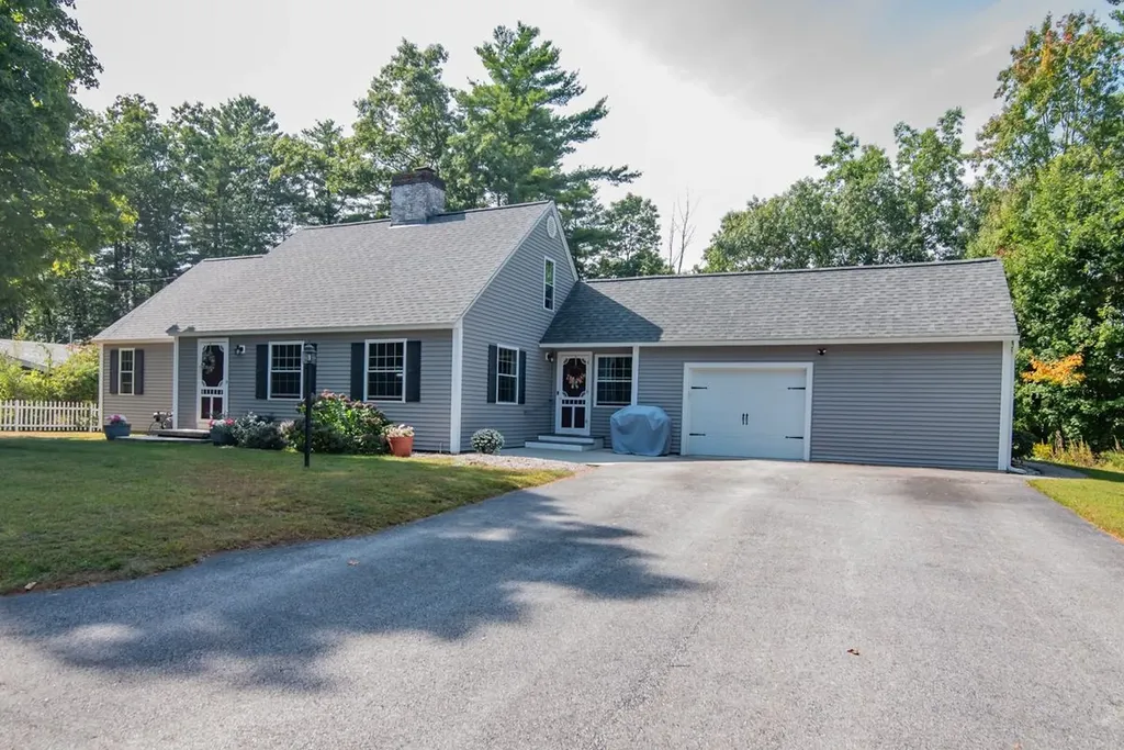 4 Memory Lane Hooksett NH 03106