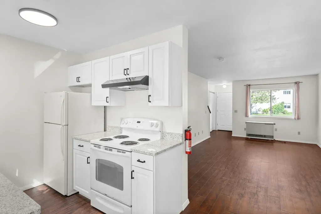 O6 Grandview Drive South Burlington VT 05403