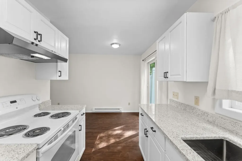 O6 Grandview Drive South Burlington VT 05403