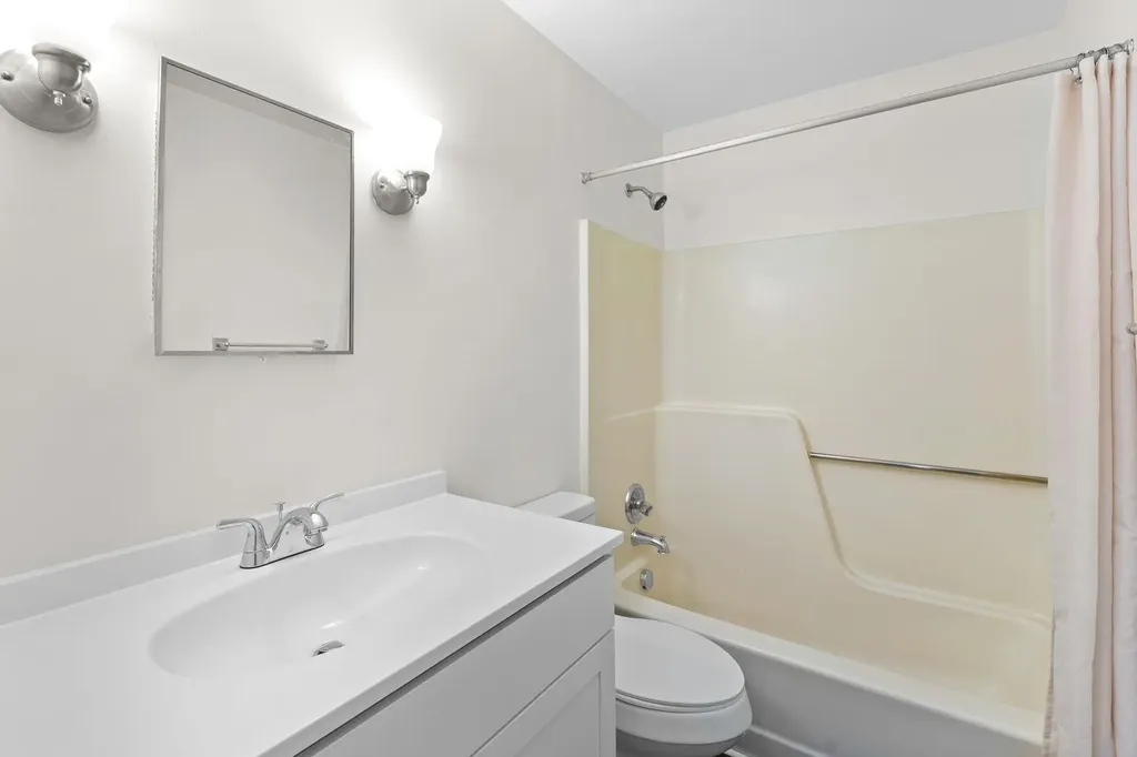 O6 Grandview Drive South Burlington VT 05403