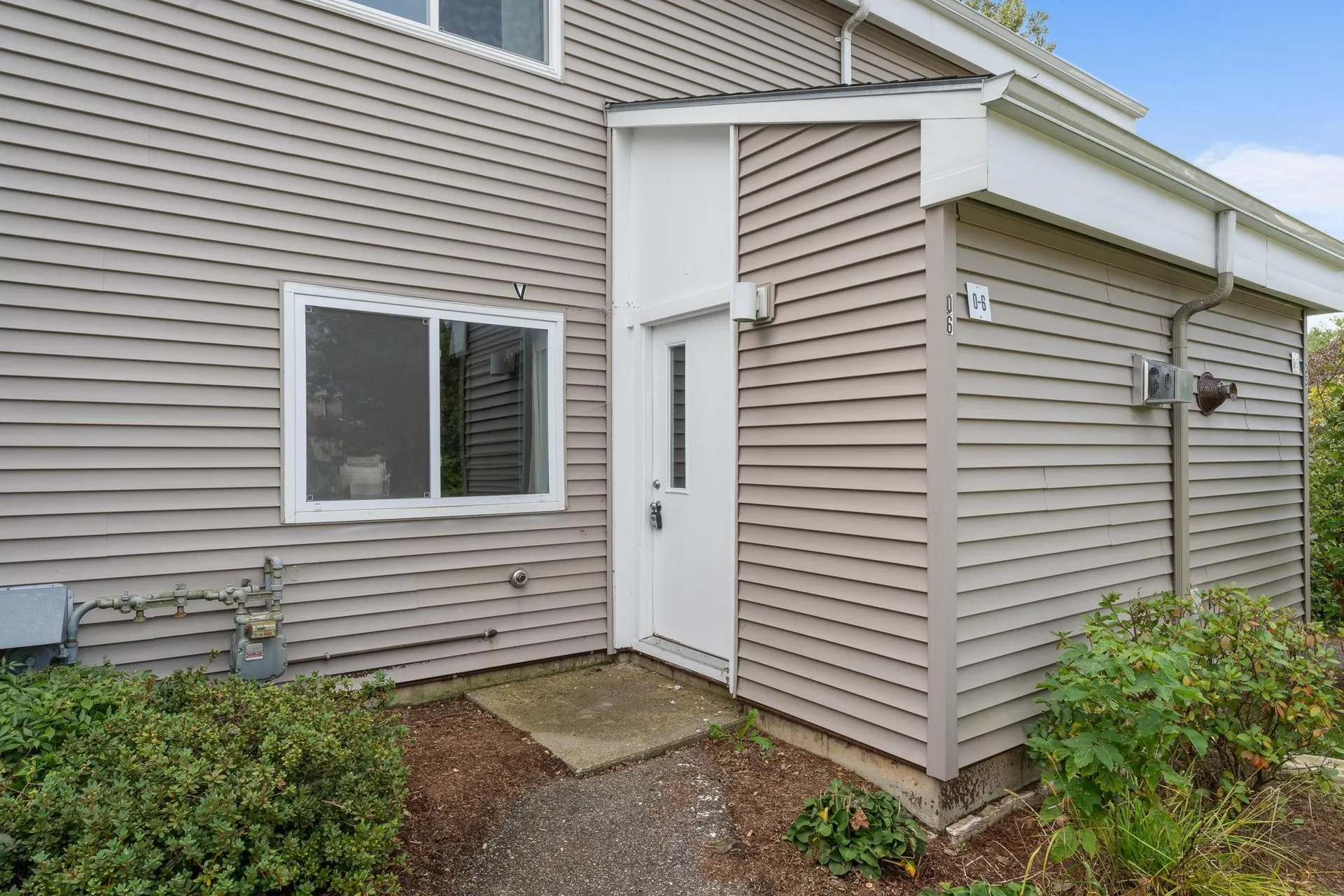 O6 Grandview Drive South Burlington VT 05403