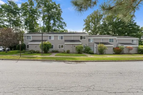 O6 Grandview Drive South Burlington VT 05403