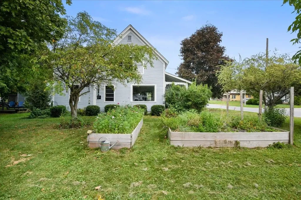 57 Liberty Street Bristol VT 05443