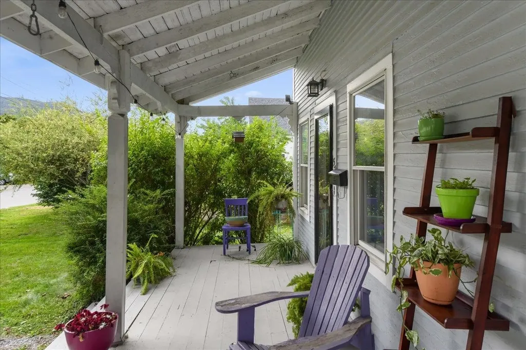 57 Liberty Street Bristol VT 05443