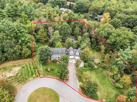 95 Chappy Lane Salem NH 03079