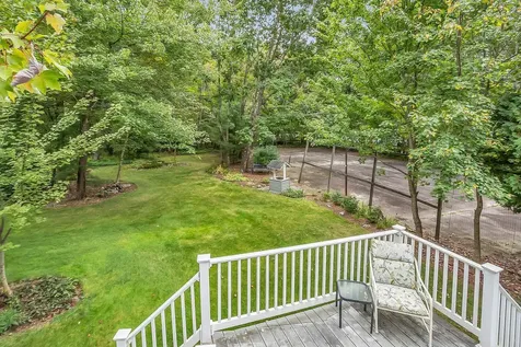 95 Chappy Lane Salem NH 03079