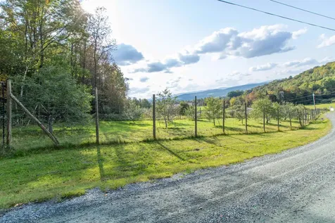 2557 Spaulding Road St. Johnsbury VT 05819