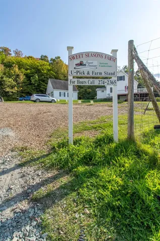 2557 Spaulding Road St. Johnsbury VT 05819