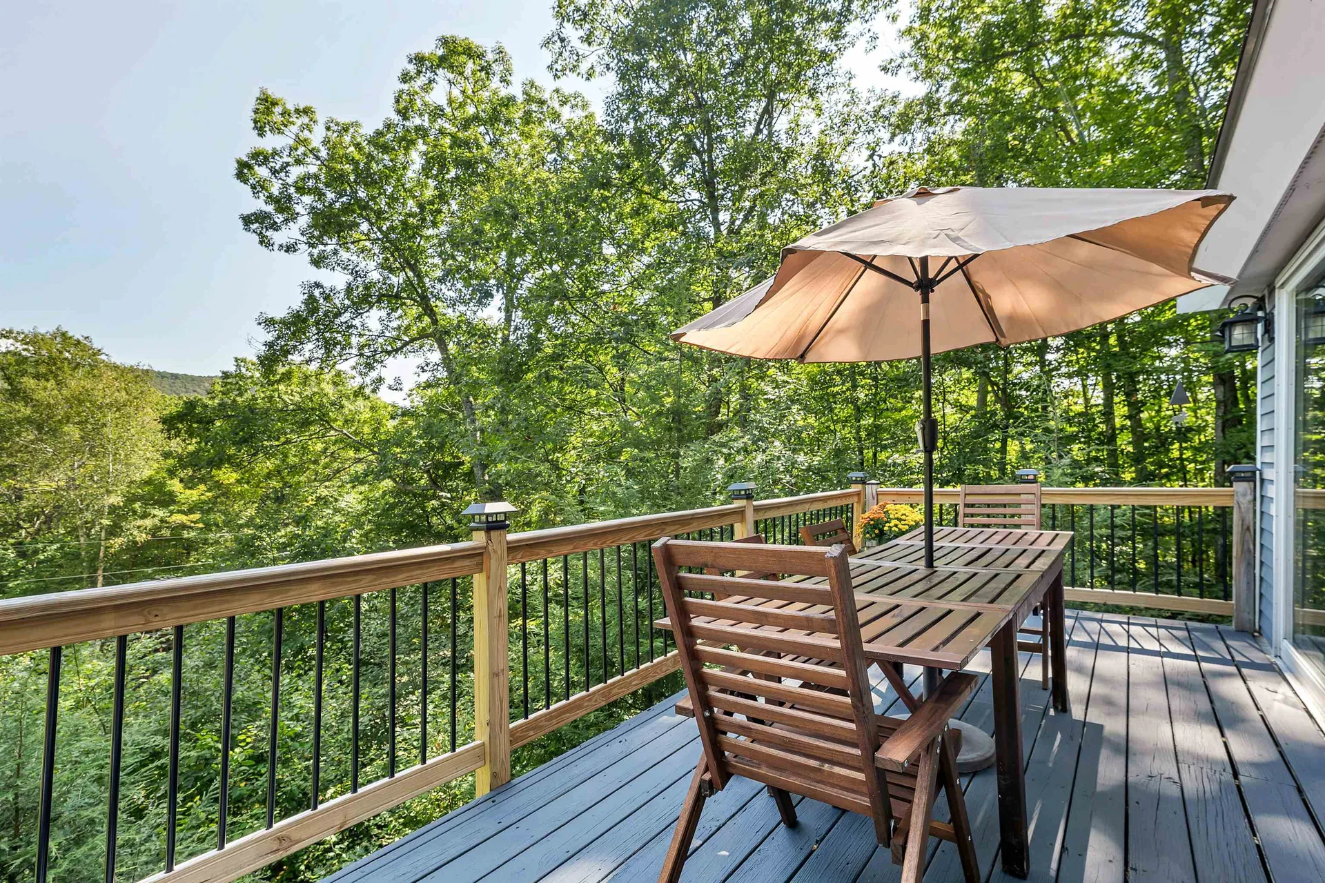 8 Schuyler Drive Campton NH 03223