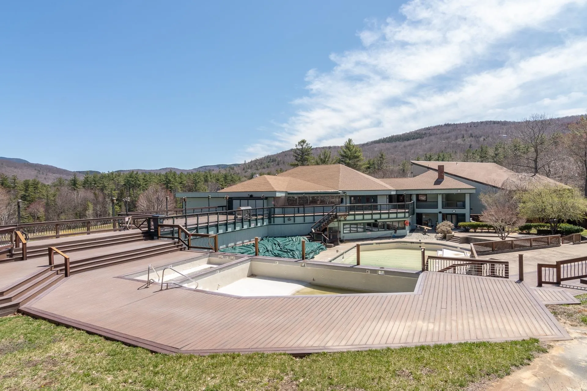 8 Schuyler Drive Campton NH 03223