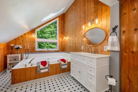 8 Schuyler Drive Campton NH 03223