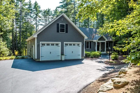 211 Poliquin Drive Conway NH 03818