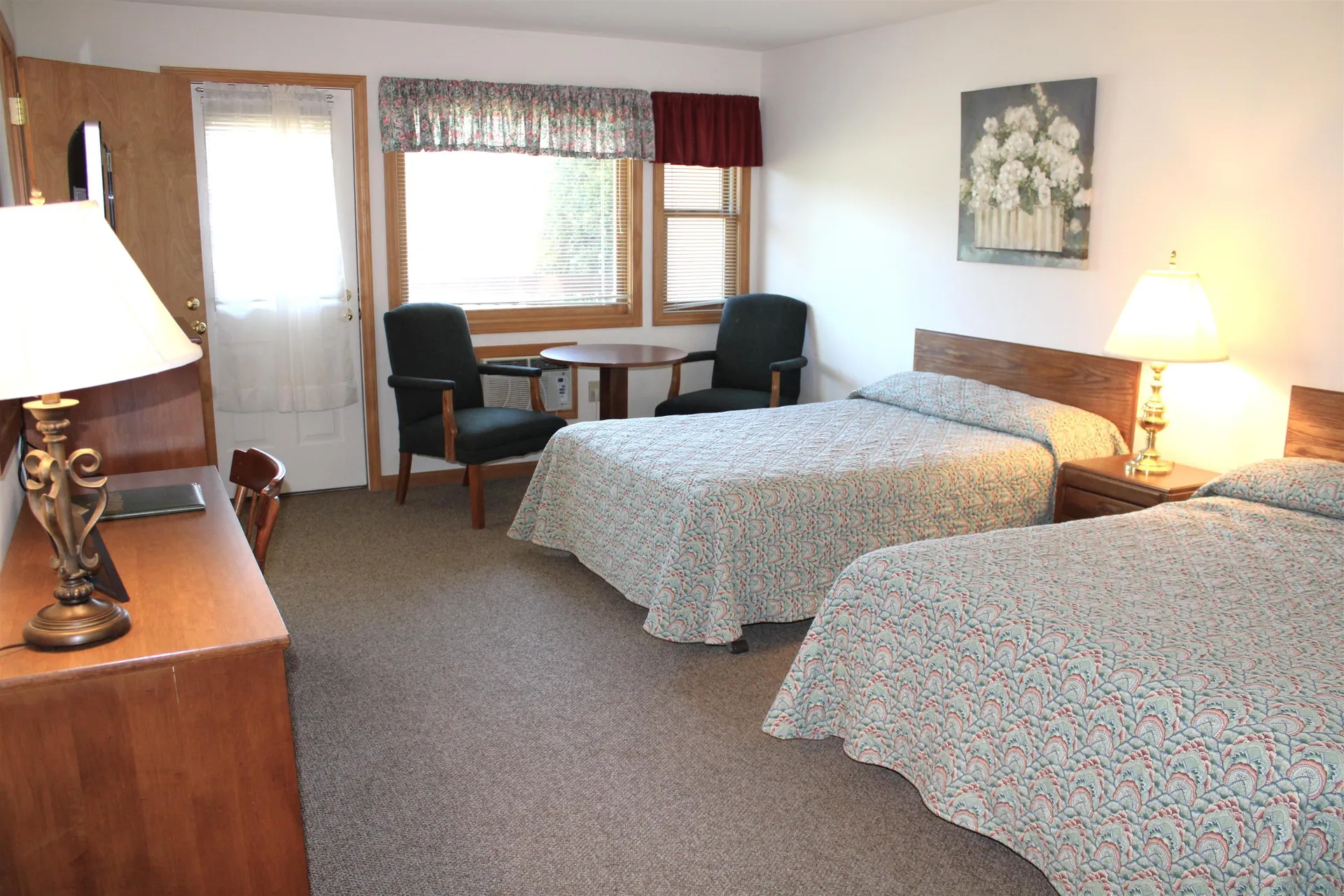 1660 Daniel Webster Highway Woodstock NH 03293