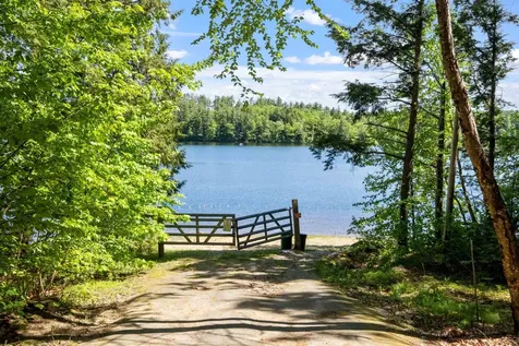 71 Dalton Drive Barnstead NH 03225
