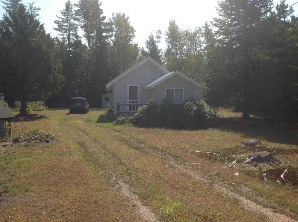 34 Leisure Drive Ossipee NH 03814