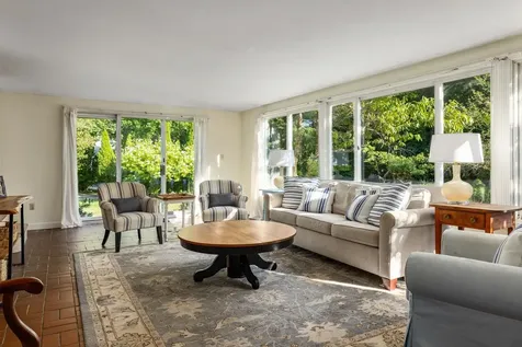 60 Sea Road Rye NH 03871