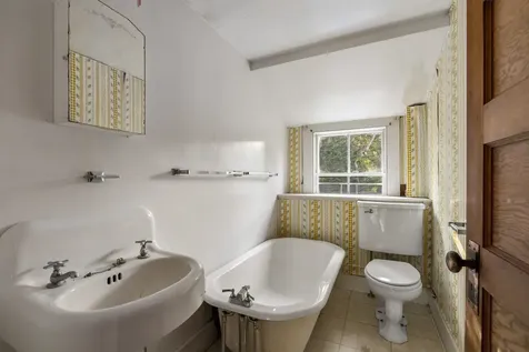 60 Sea Road Rye NH 03871
