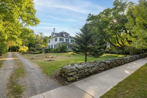60 Sea Road Rye NH 03871
