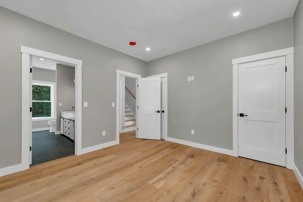 19 Equinox Drive Thornton NH 03285