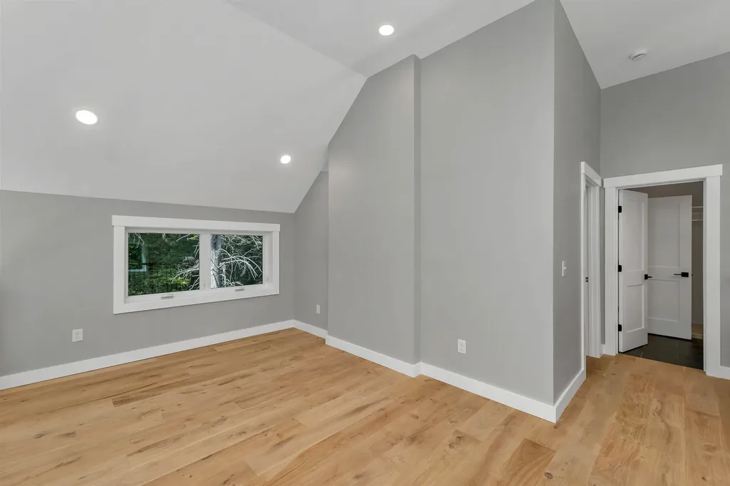 19 Equinox Drive Thornton NH 03285