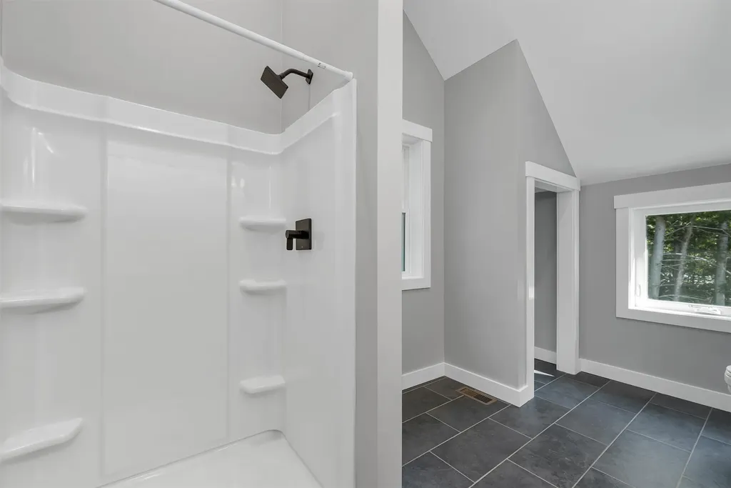 19 Equinox Drive Thornton NH 03285