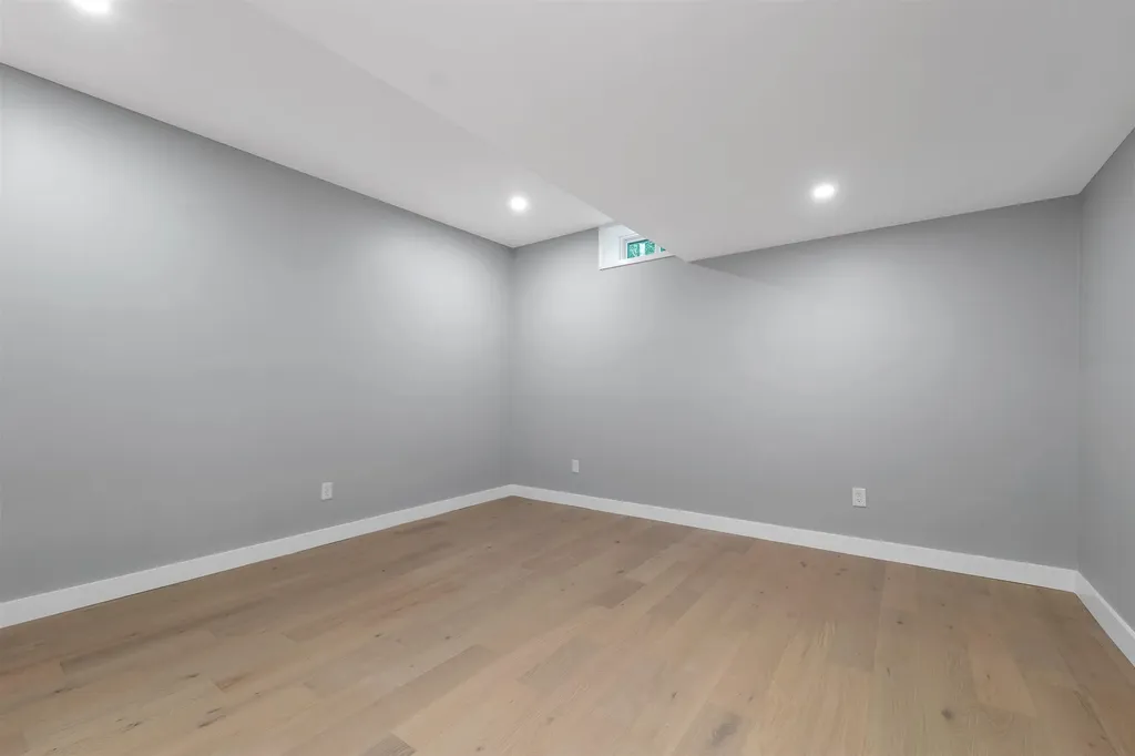 19 Equinox Drive Thornton NH 03285