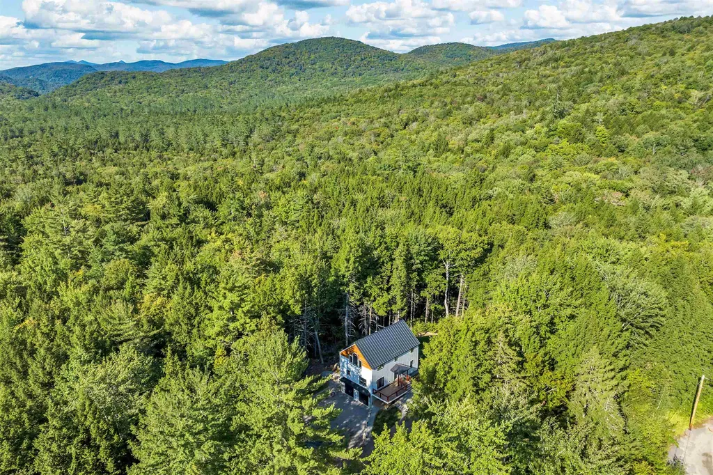 19 Equinox Drive Thornton NH 03285