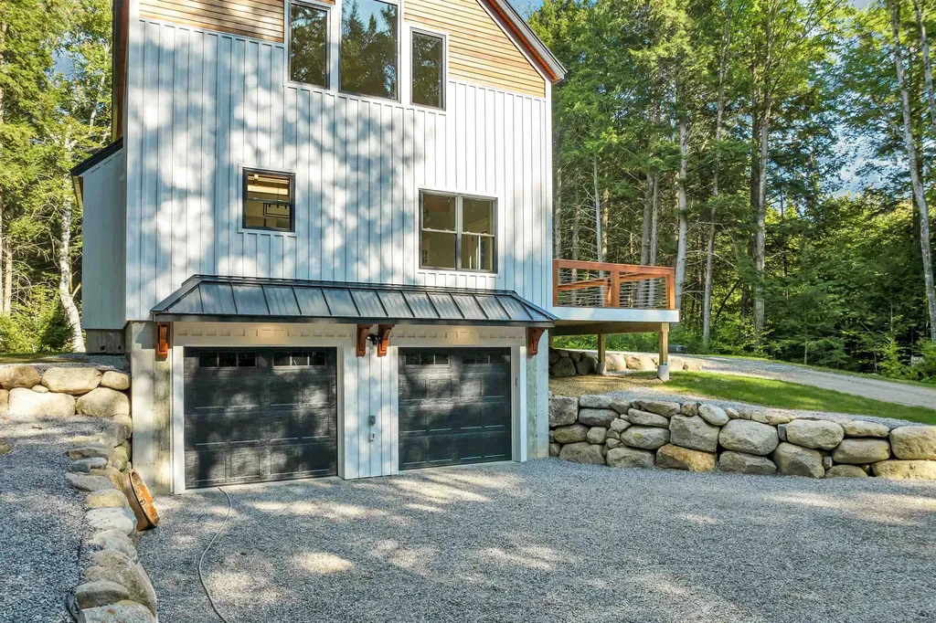 19 Equinox Drive Thornton NH 03285