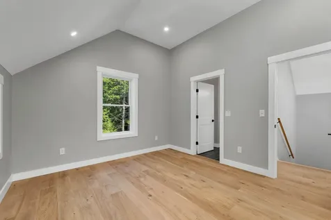 19 Equinox Drive Thornton NH 03285