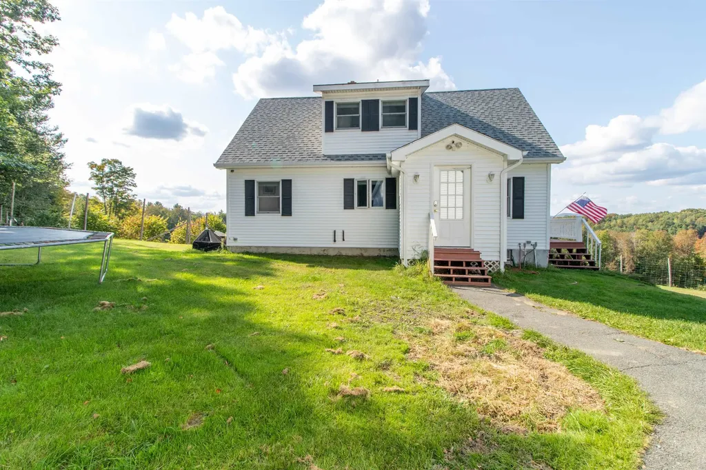 2557 Spaulding Road St. Johnsbury VT 05819