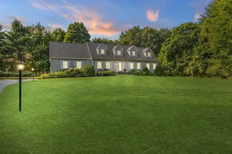 42 Exeter Road Hampton Falls NH 03844