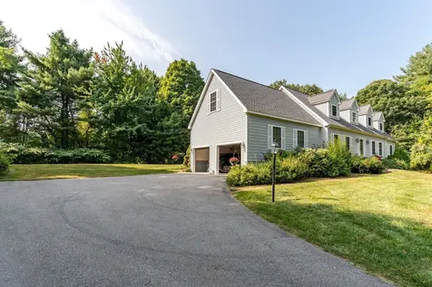 42 Exeter Road Hampton Falls NH 03844