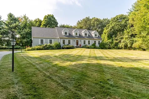 42 Exeter Road Hampton Falls NH 03844