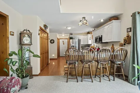 42 Exeter Road Hampton Falls NH 03844