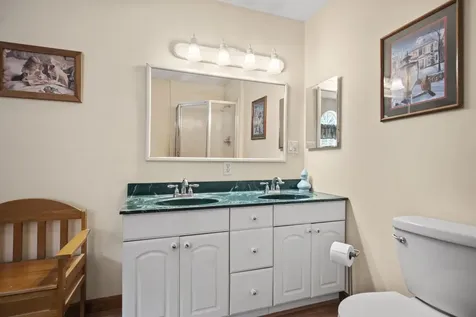 42 Exeter Road Hampton Falls NH 03844