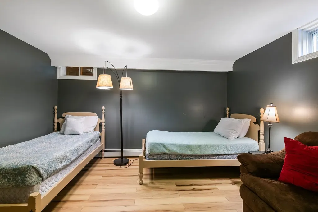 912 Moultonboro Neck Road Moultonborough NH 03254