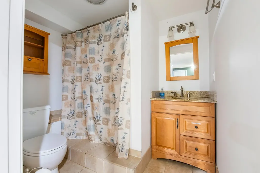 912 Moultonboro Neck Road Moultonborough NH 03254