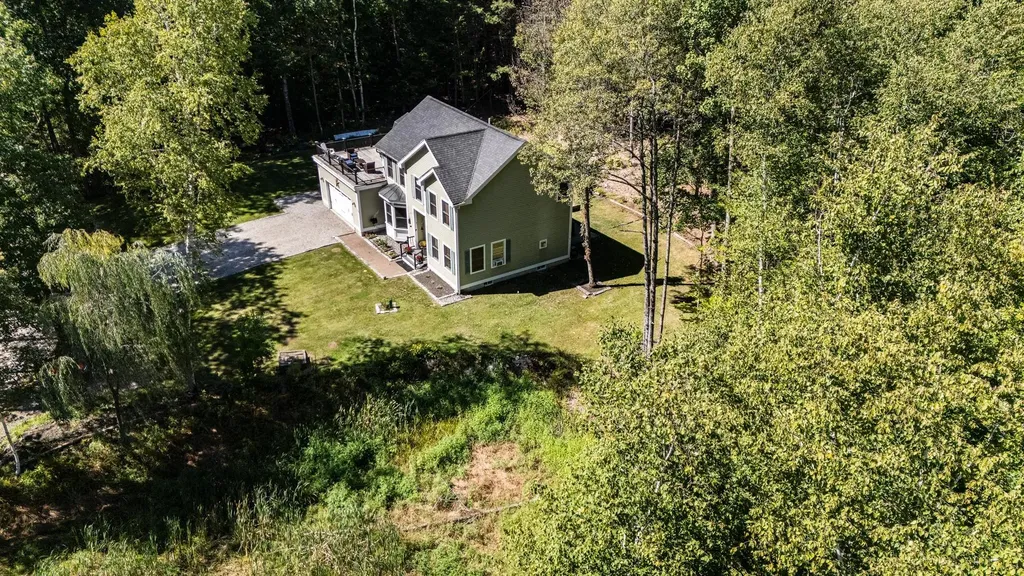 912 Moultonboro Neck Road Moultonborough NH 03254