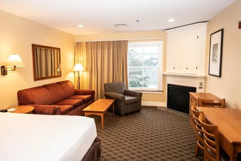 236 Qtr. I I I Jackson Gore Inn Ludlow VT 05149