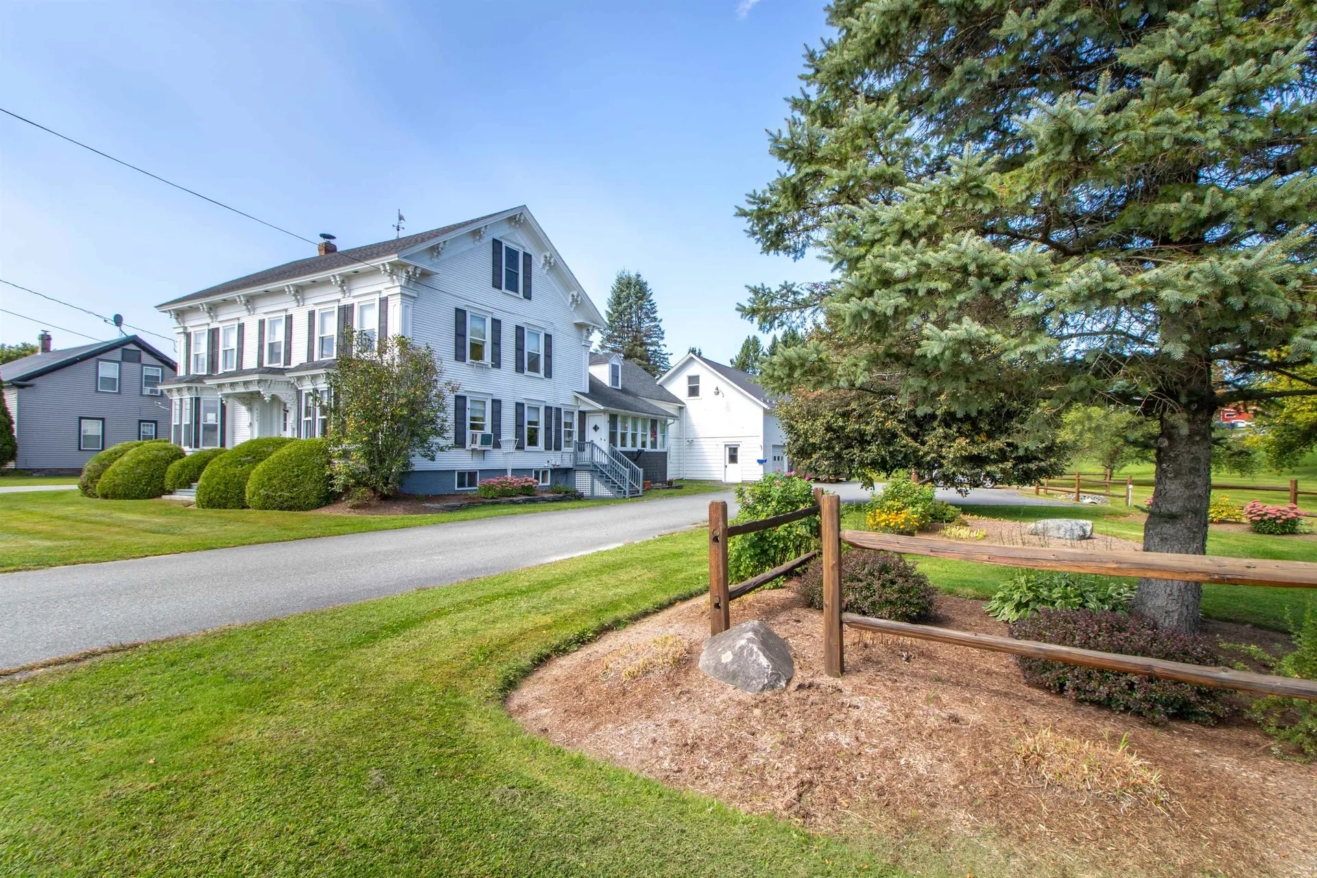 6694 Vt Route 100 Troy VT 05859