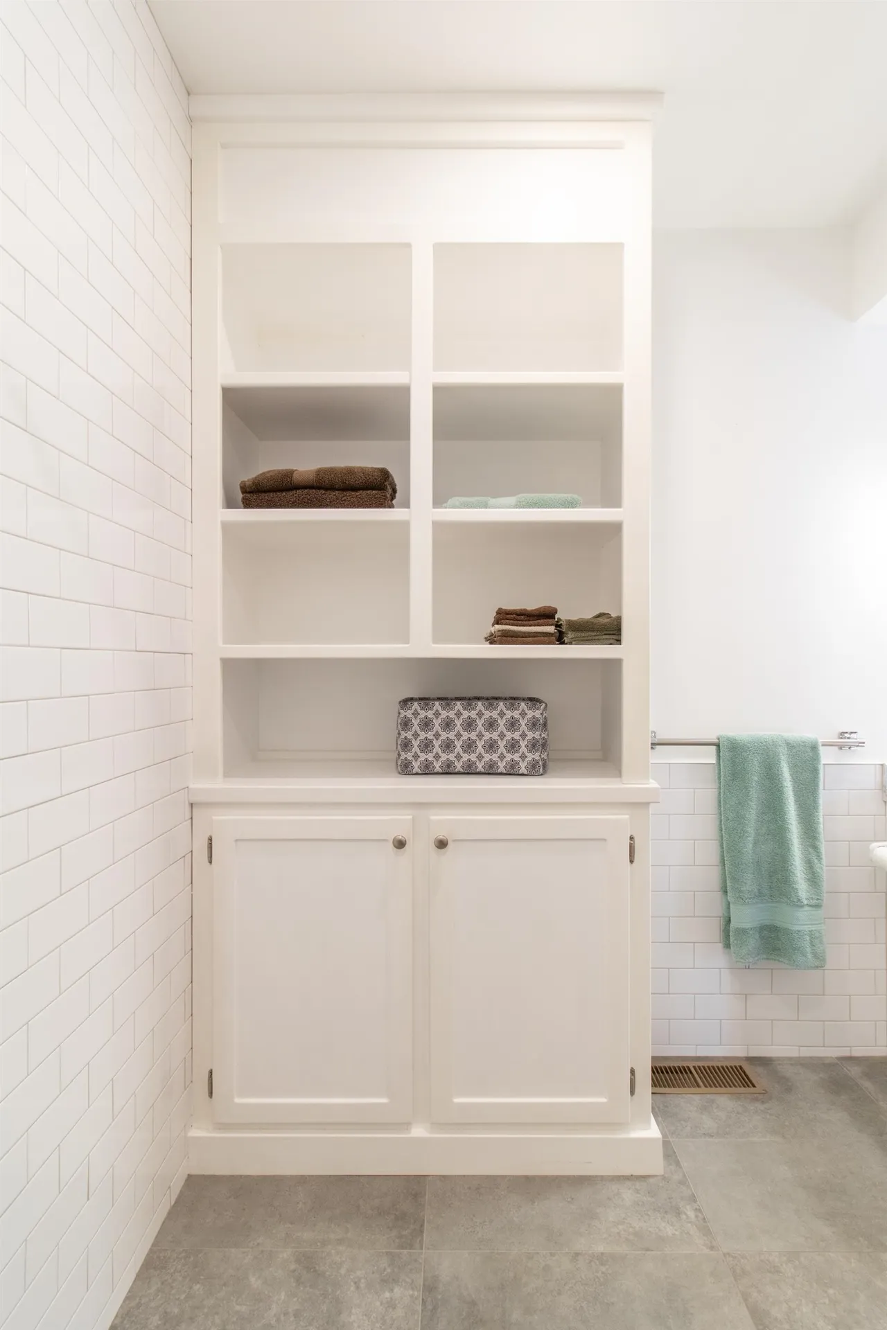 6694 Vt Route 100 Troy VT 05859